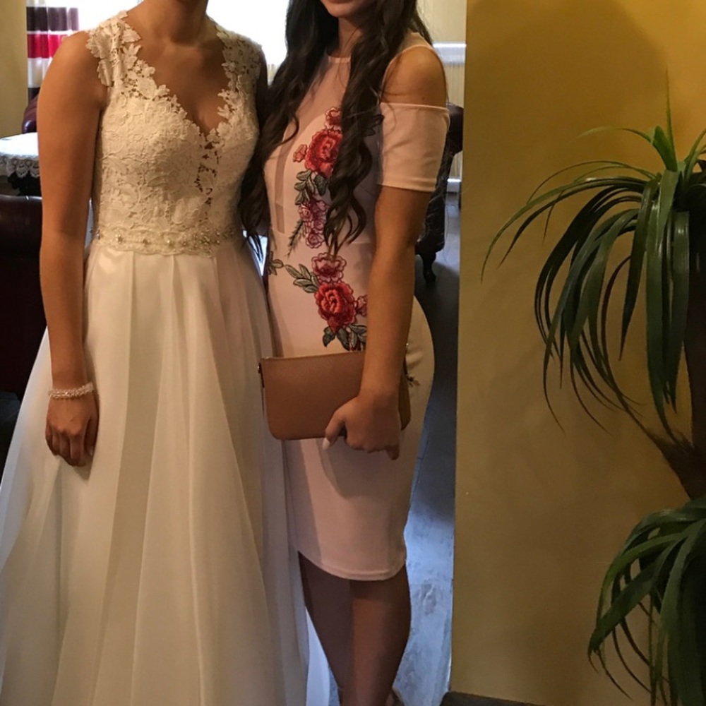 Worn once blush bodycon dress